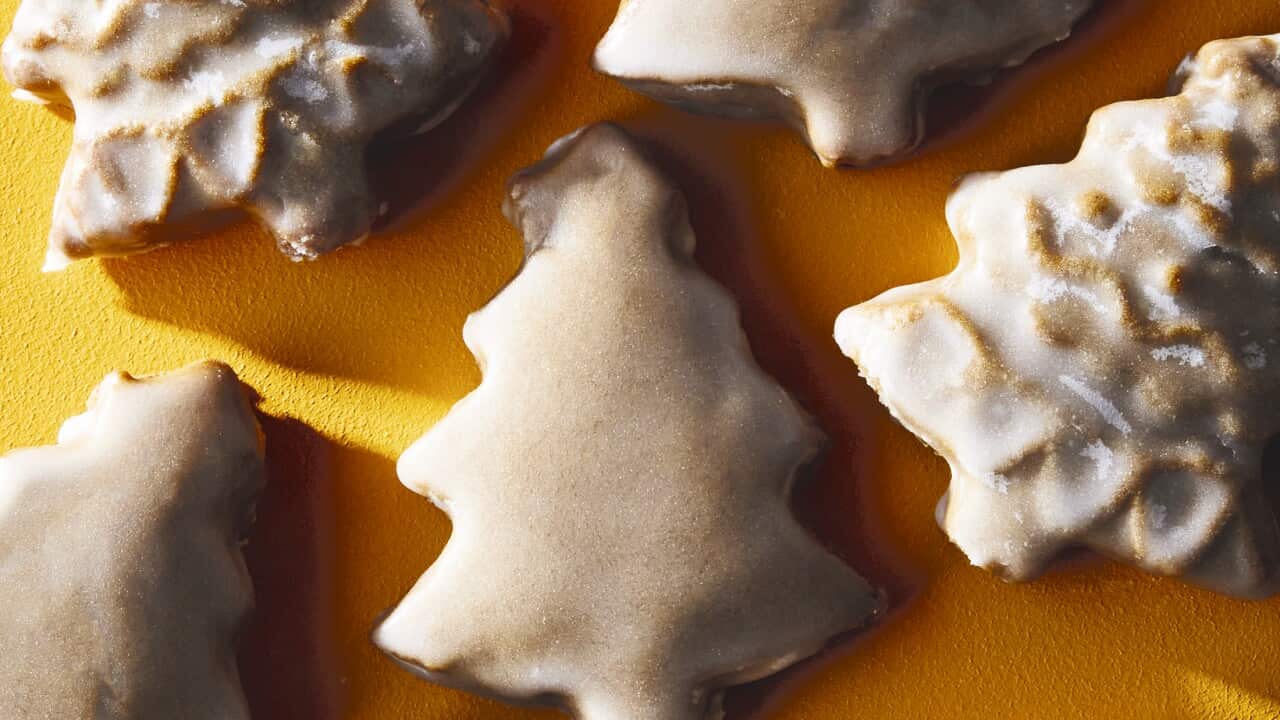 Glazed gingerbread p. 218 2200px.jpg