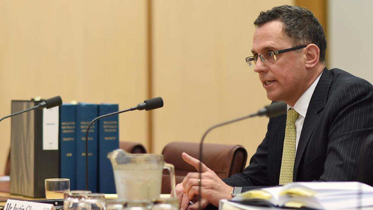 Government searches for new solicitor-general