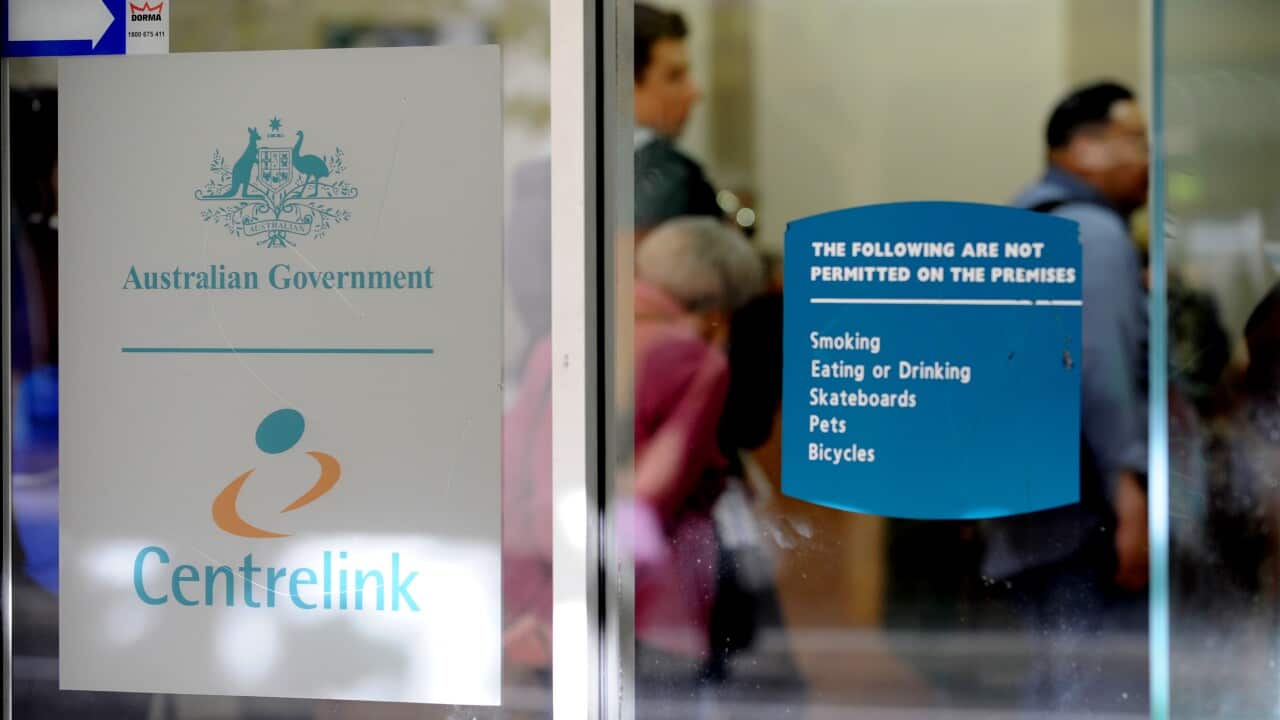 NEWSTART_centrelink office_140513_AAP.jpg