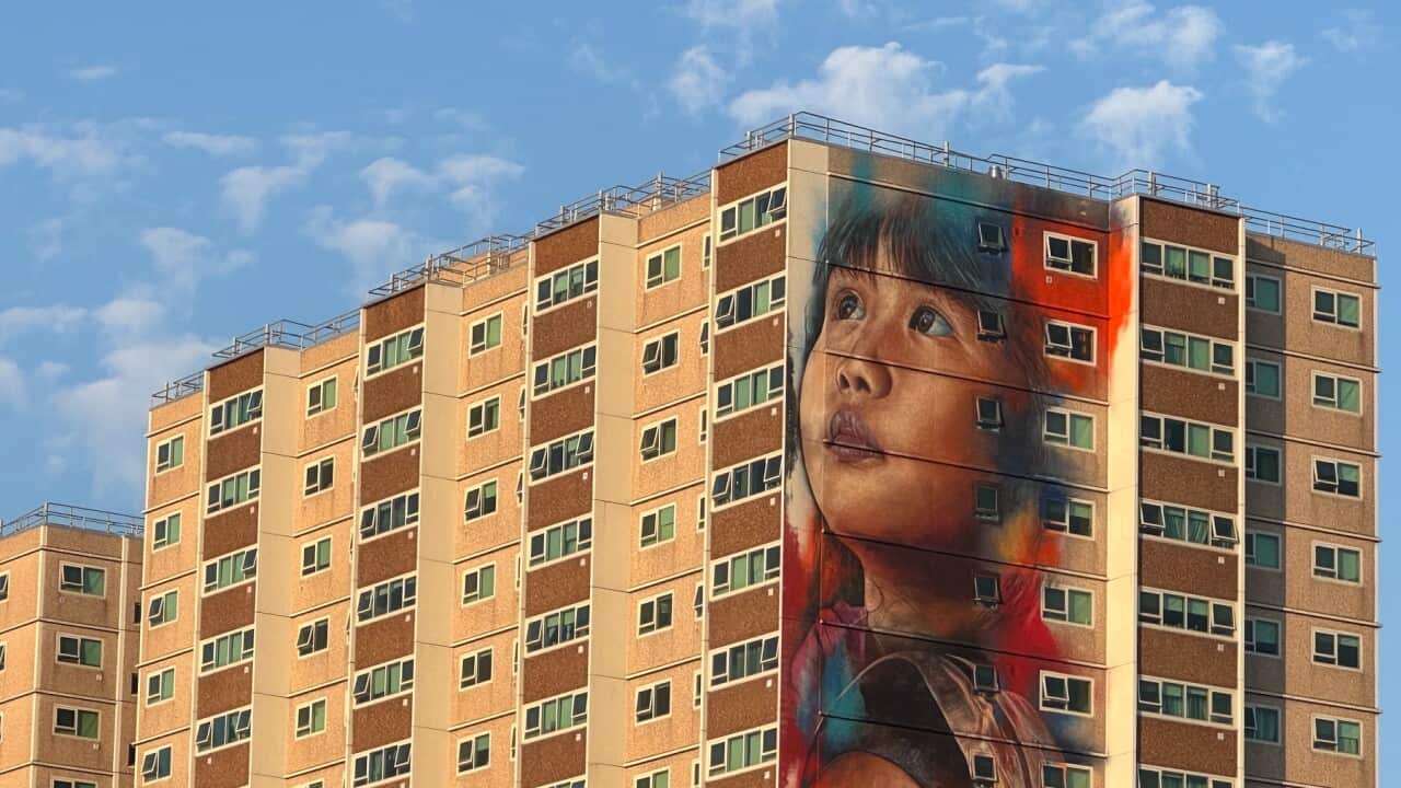 The public housing towers in Collingwood (SBS-Sydney Lang).jpg