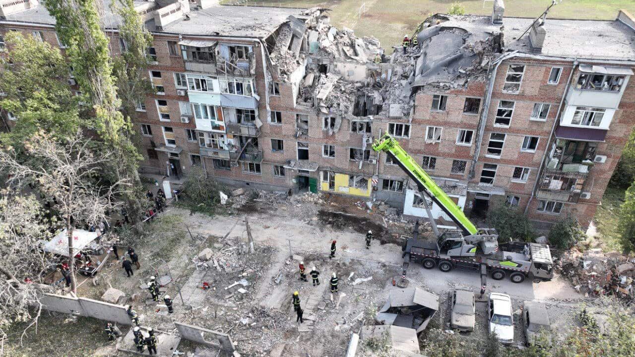 Ukrainian Rescuers Save 12-Year-Old Boy From Rubble Of Bombed Mykolaiv Apartment