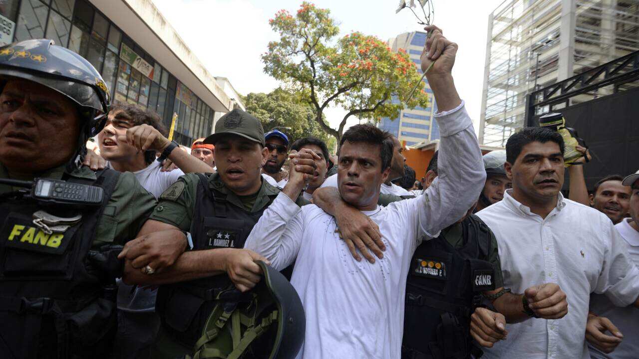 140219_venezuela_protests_lopez_aap.jpg