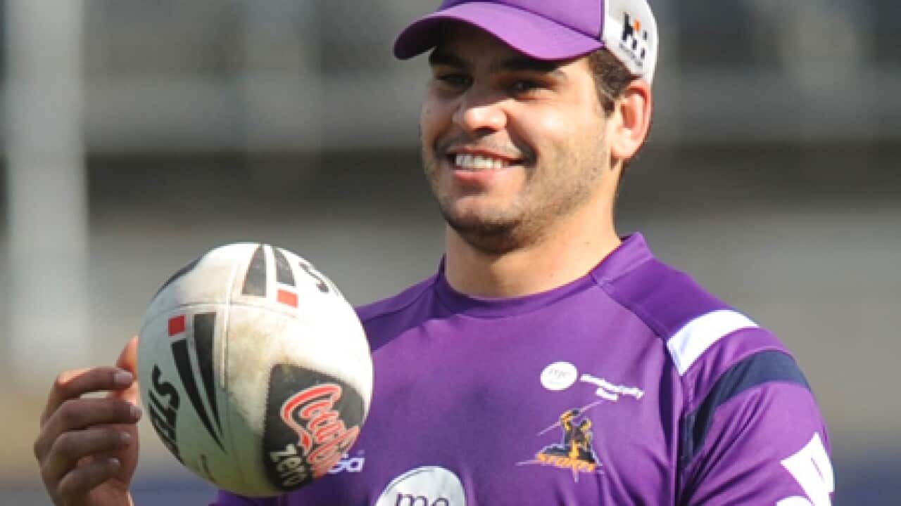 greg_inglis_ball_101112_B_aap_1835718647