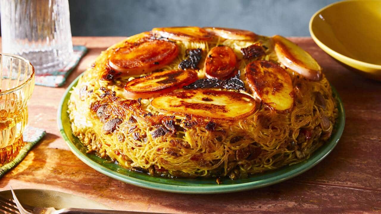 Persian makaroni with tahdig SBS Food