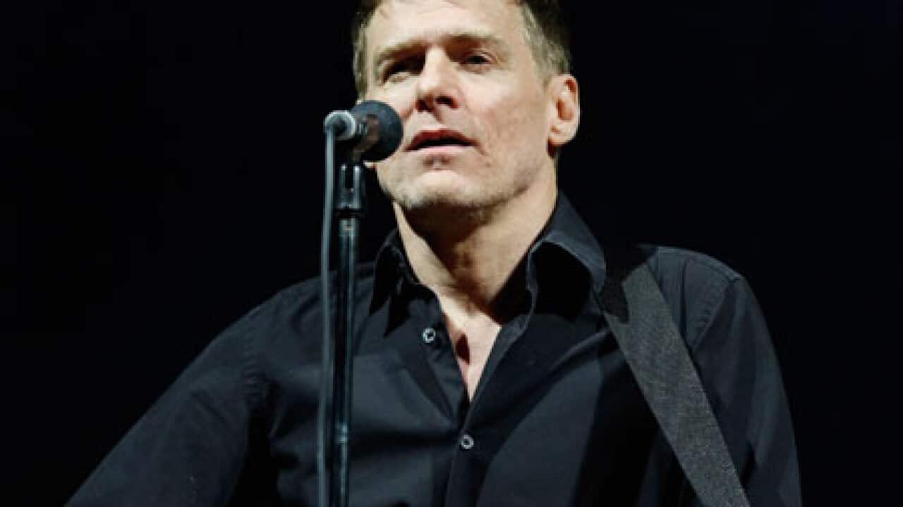 brian_adams_100710_L_GETTY_995668495