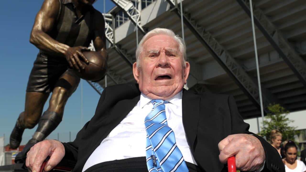 Former Collingwood AFL star Lou Richards