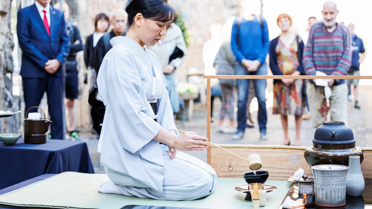 A tea ceremony is held to mark the atomic bombing anniversary (AAP).jpg