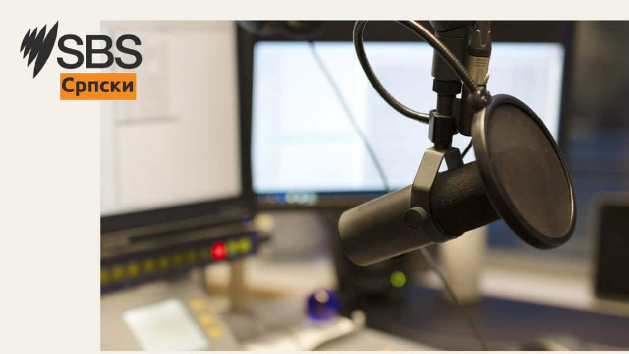 FLASH NEWS BANNER MIC.jpg