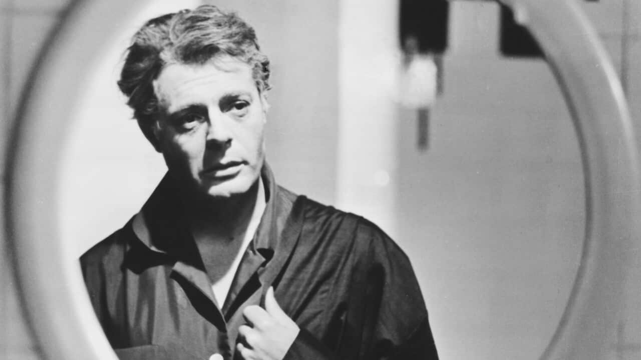 Marcello Mastroianni in 8 1/2