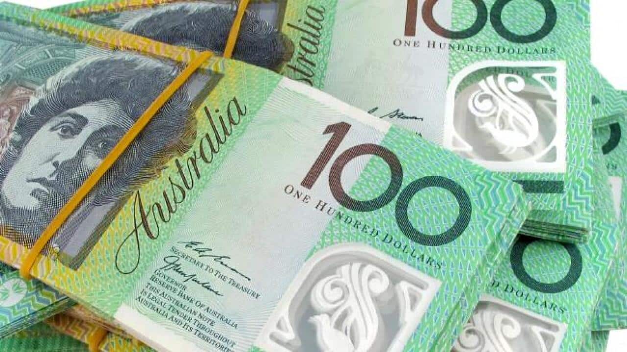 there should be 14 $100 notes for every adult in Australia but there are fewer than that in circulation