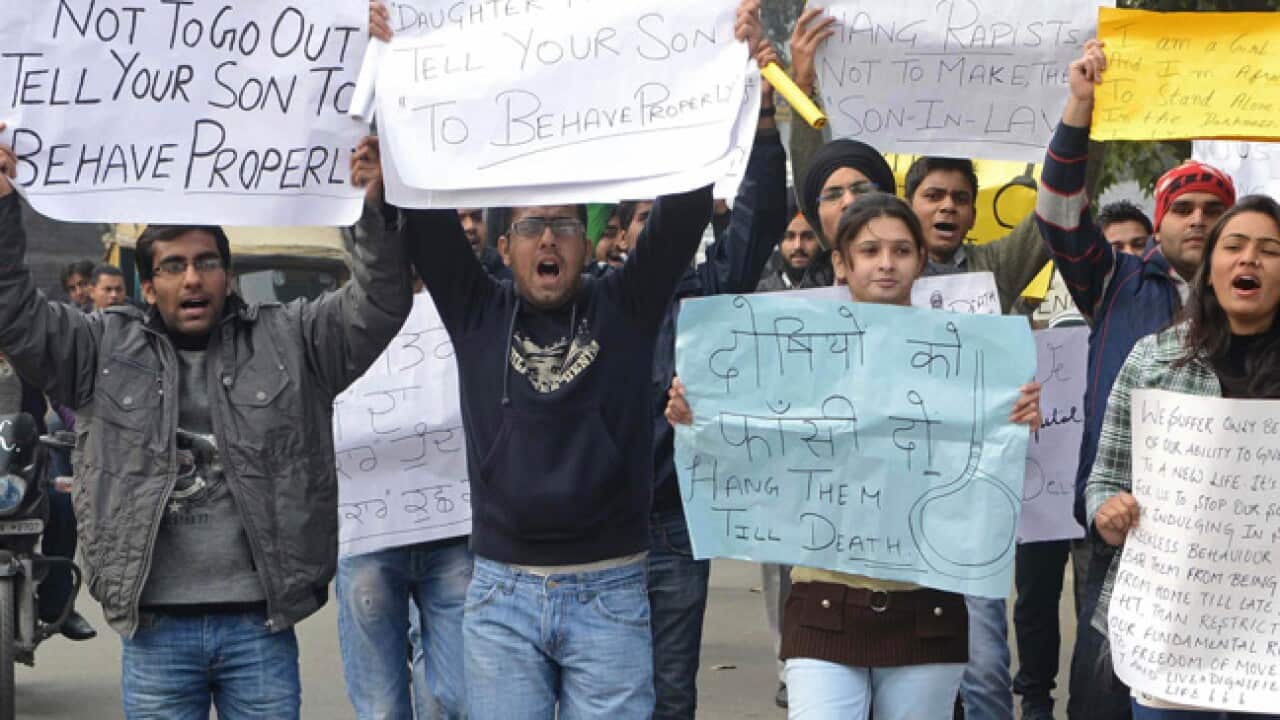 india_gang_rape_aap_121225_b_1573454116