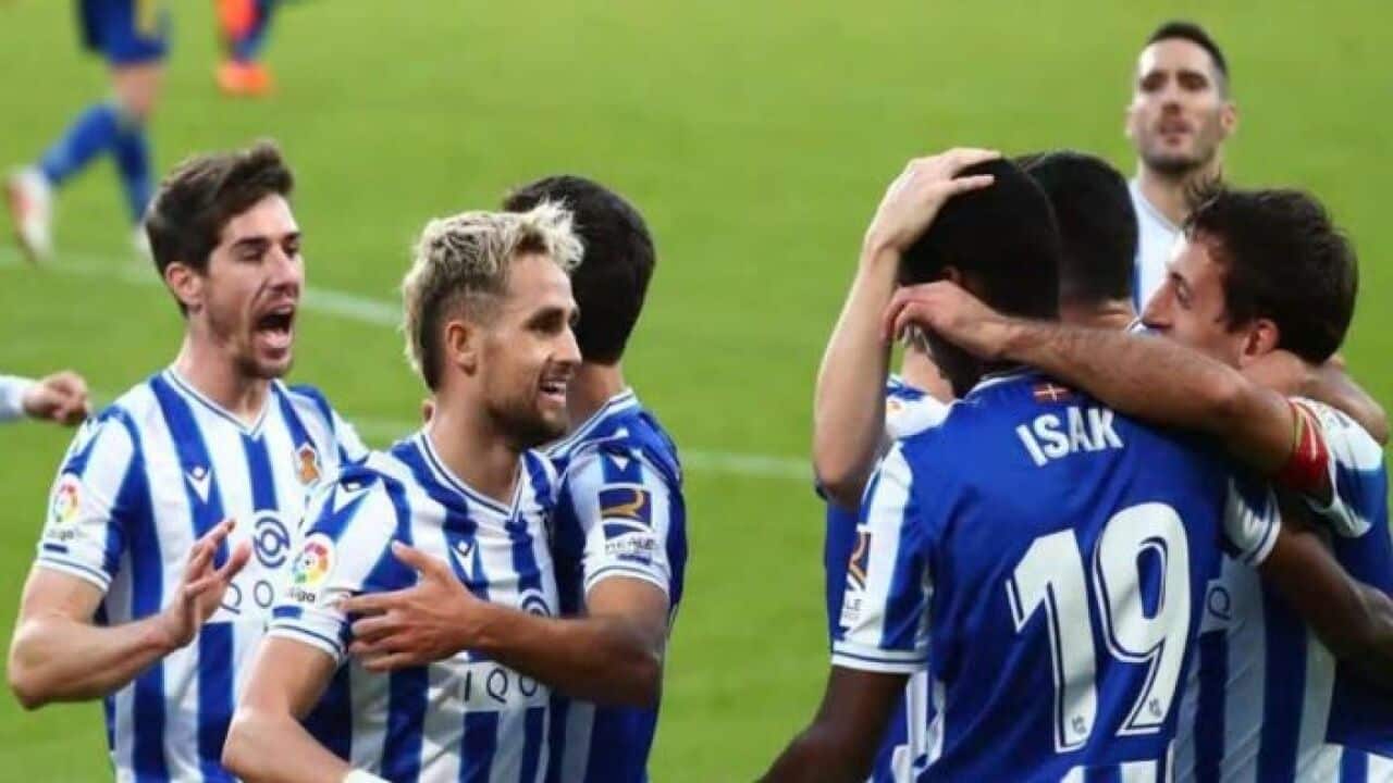 Alexander Isak scores for Sociedad