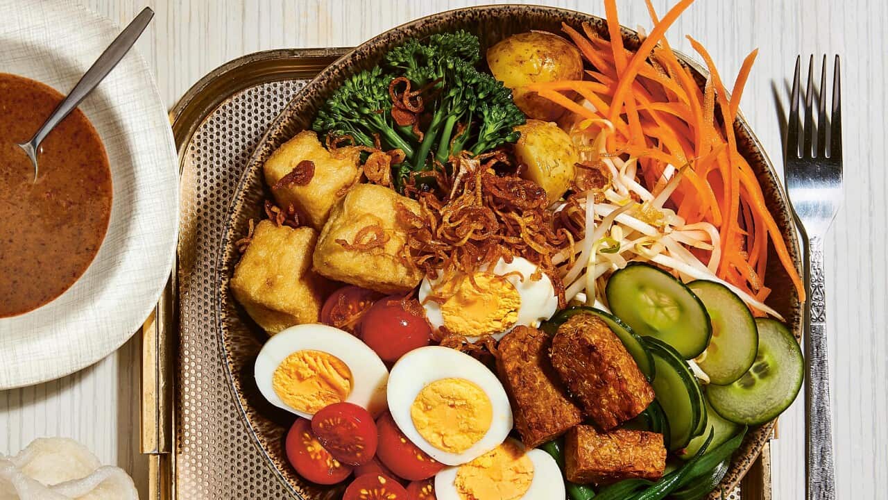 Gado-gado (salad with peanut sauce)