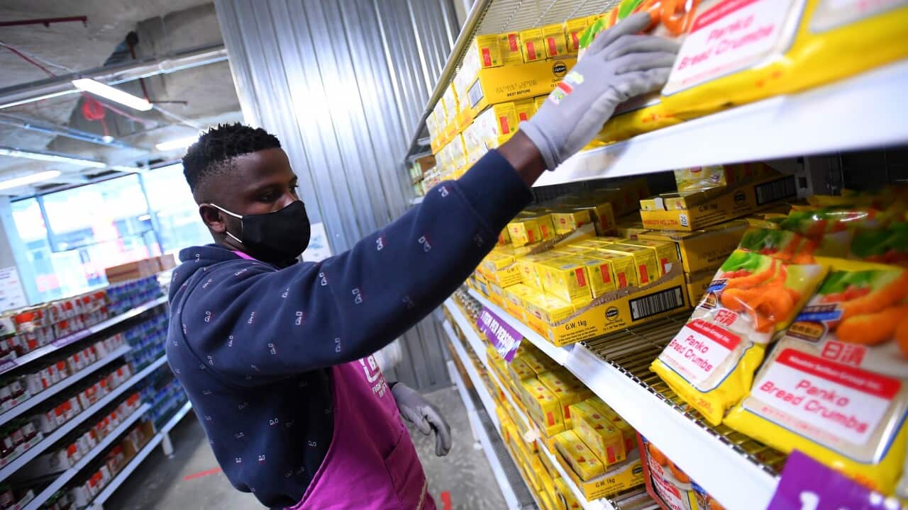 A Melbourne food bank in operation during the COVID pandemic (AAP)