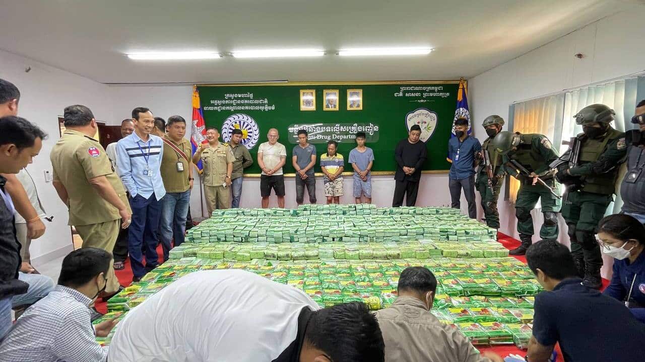 Drugs arrest in Cambodia.jpg