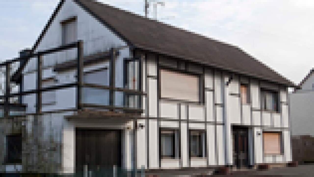 detlef_house_s_110216_aap_1752905158