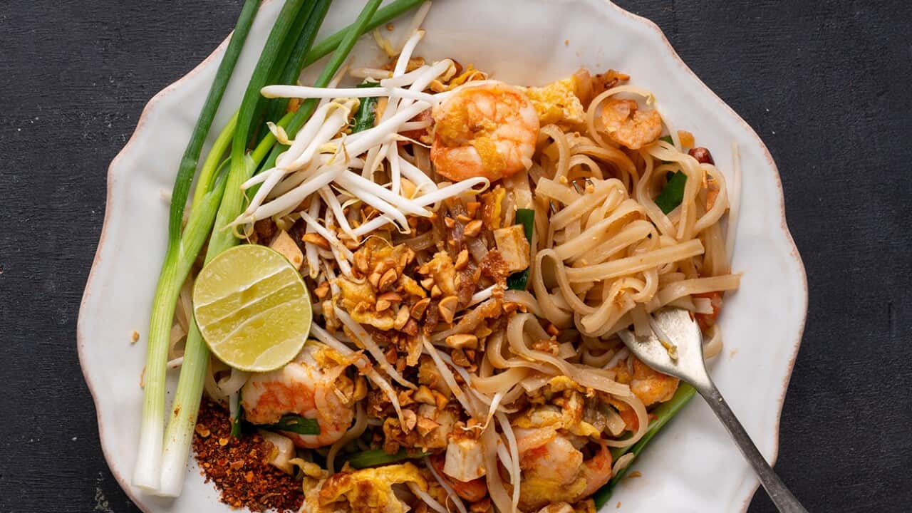 Prawn pad Thai