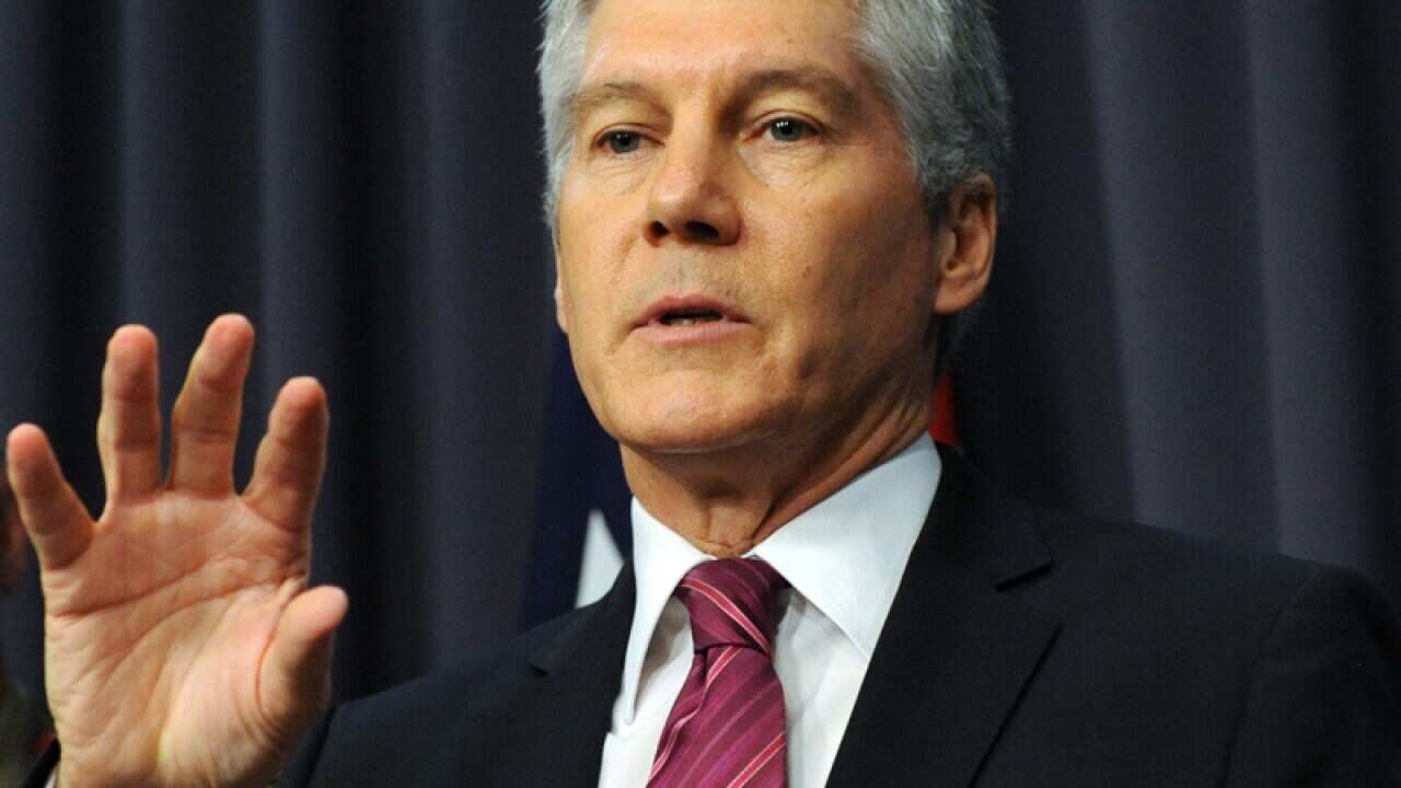 Smith defends white paper