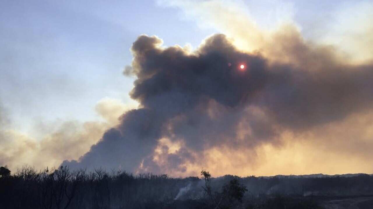 Bushfire burning out of control near Esperance