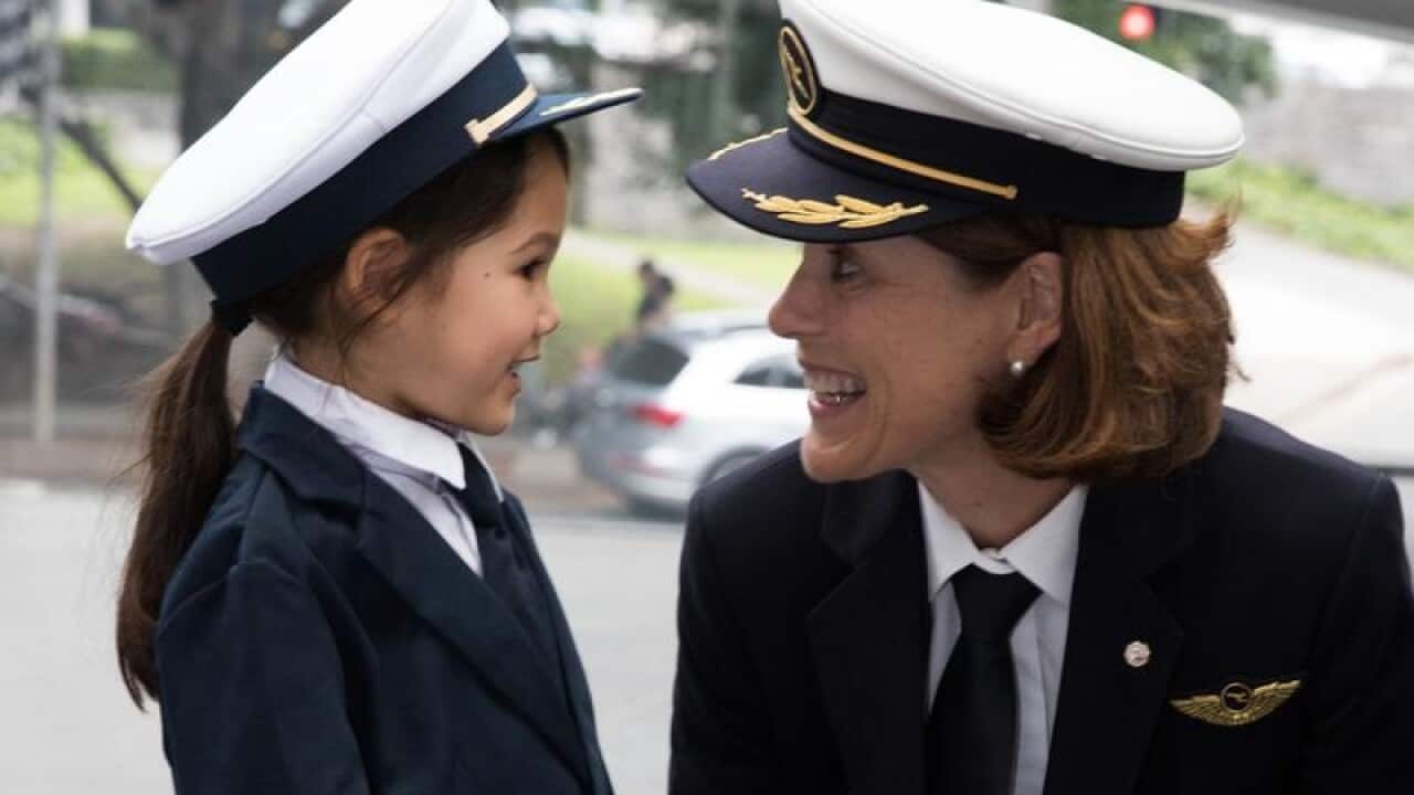 Female Qantas pilots