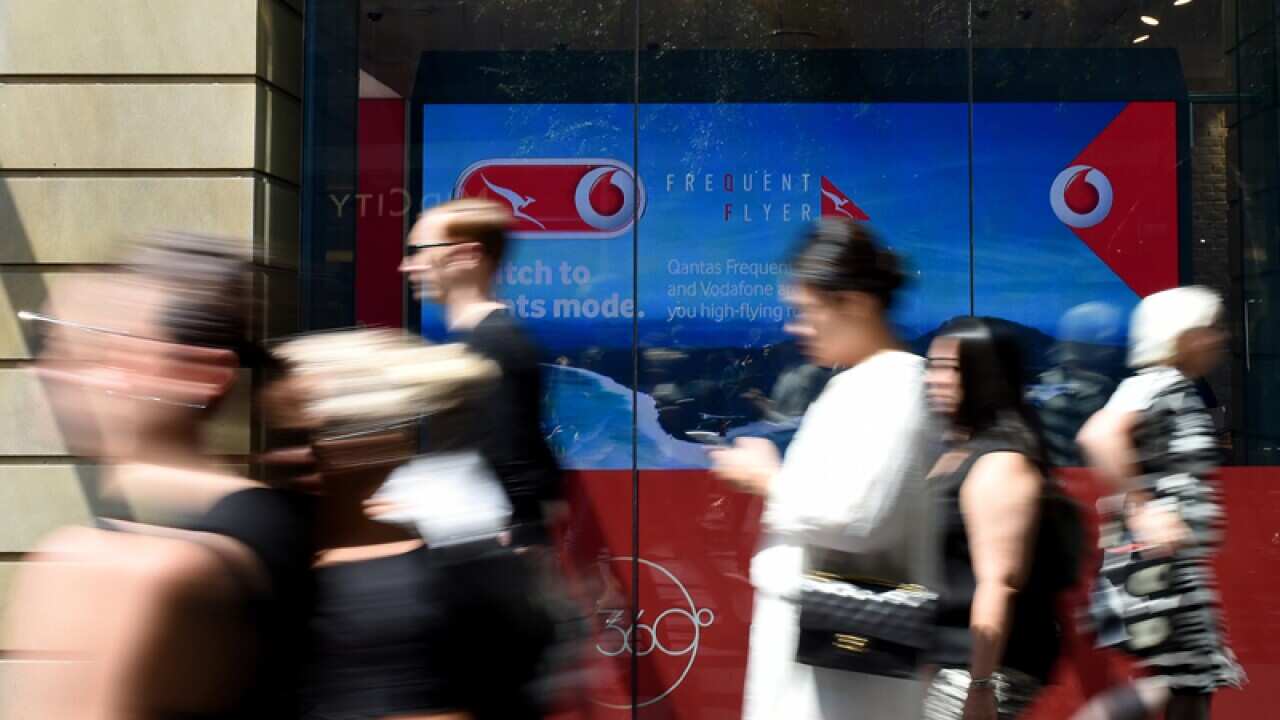 Retail shoppers in Sydney