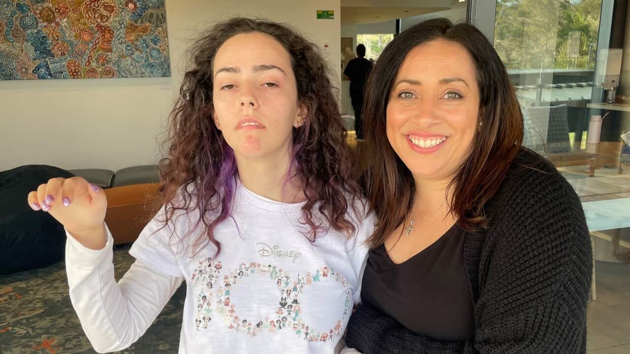 Ange,19 (left) with her mum Niki (SBS-Sandra Fulloon).jpg