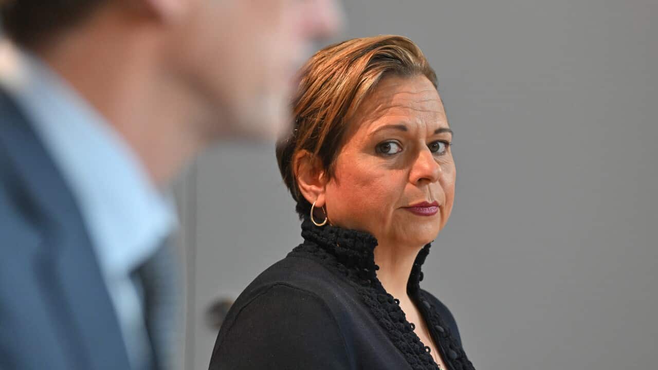 MICHELLE ROWLAND NEWS BARGAINING PRESSER