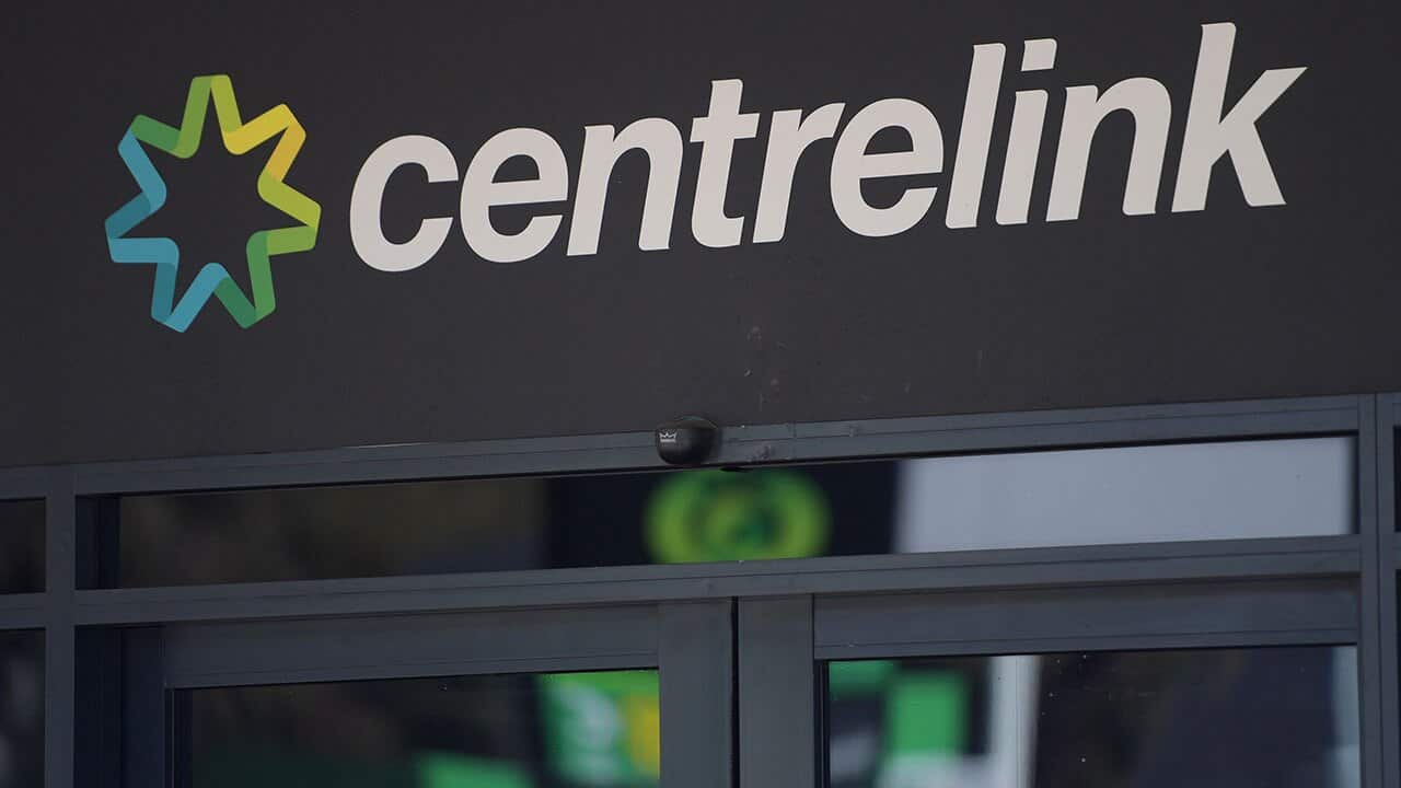 More than 33 million calls to Centrelink go unanswered | SBS News