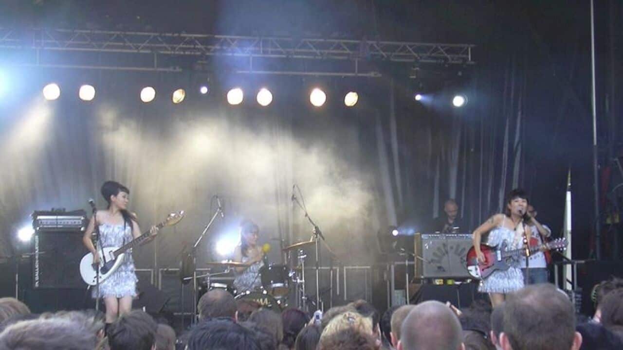 The 5.6.7.8's at Lille Festival on 29 Mat 2004 (Wikimedia Commons/Lille Festival)