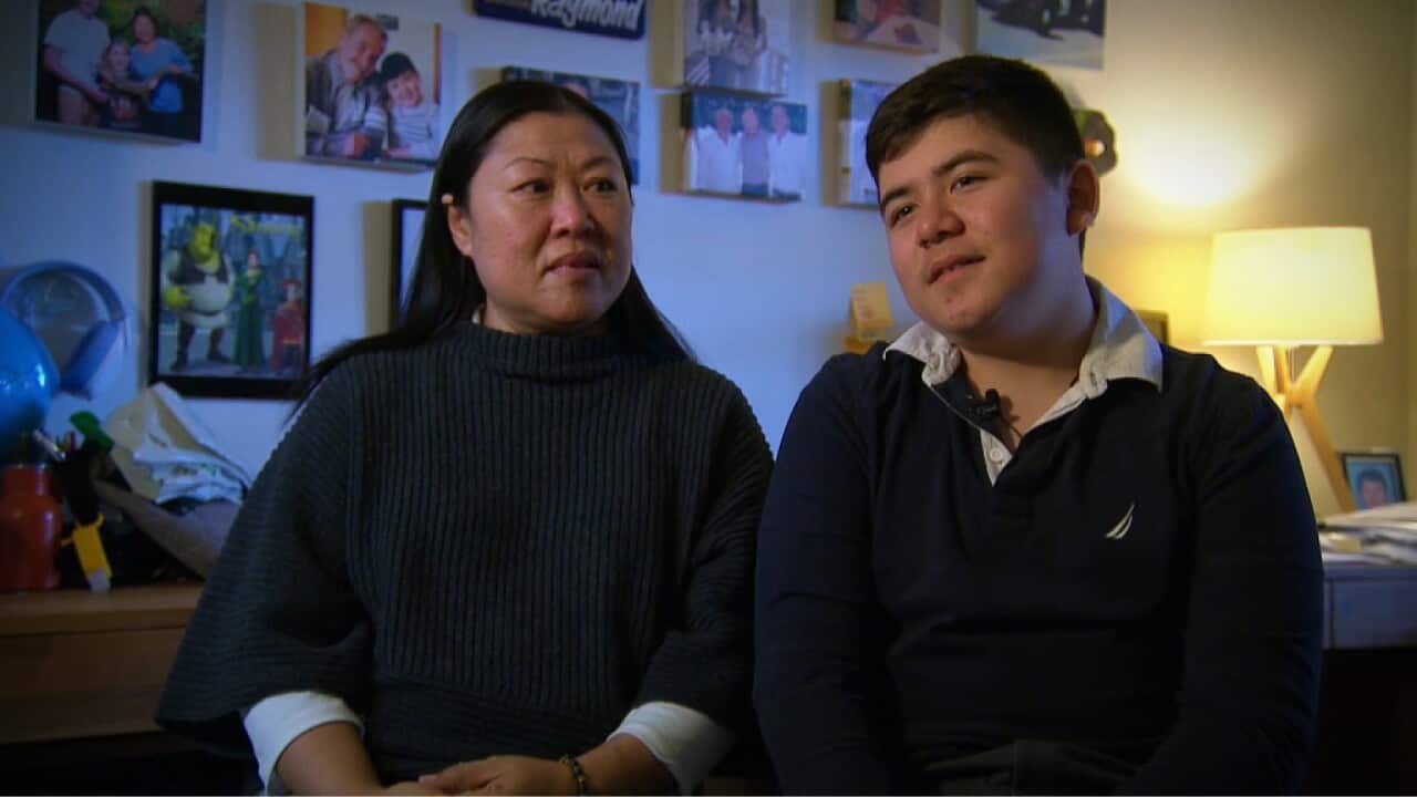 Dialysis patient Leang Ly and her son Raymond (ISBS)