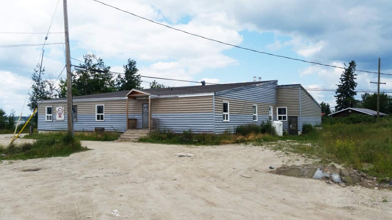 Pikangikum community council centre. 