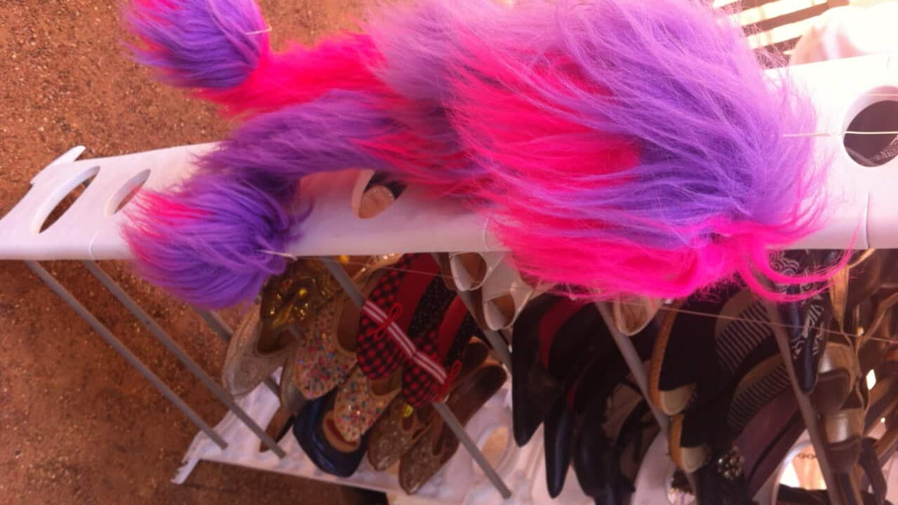 Garage_sale_1_131026_APP.JPG
