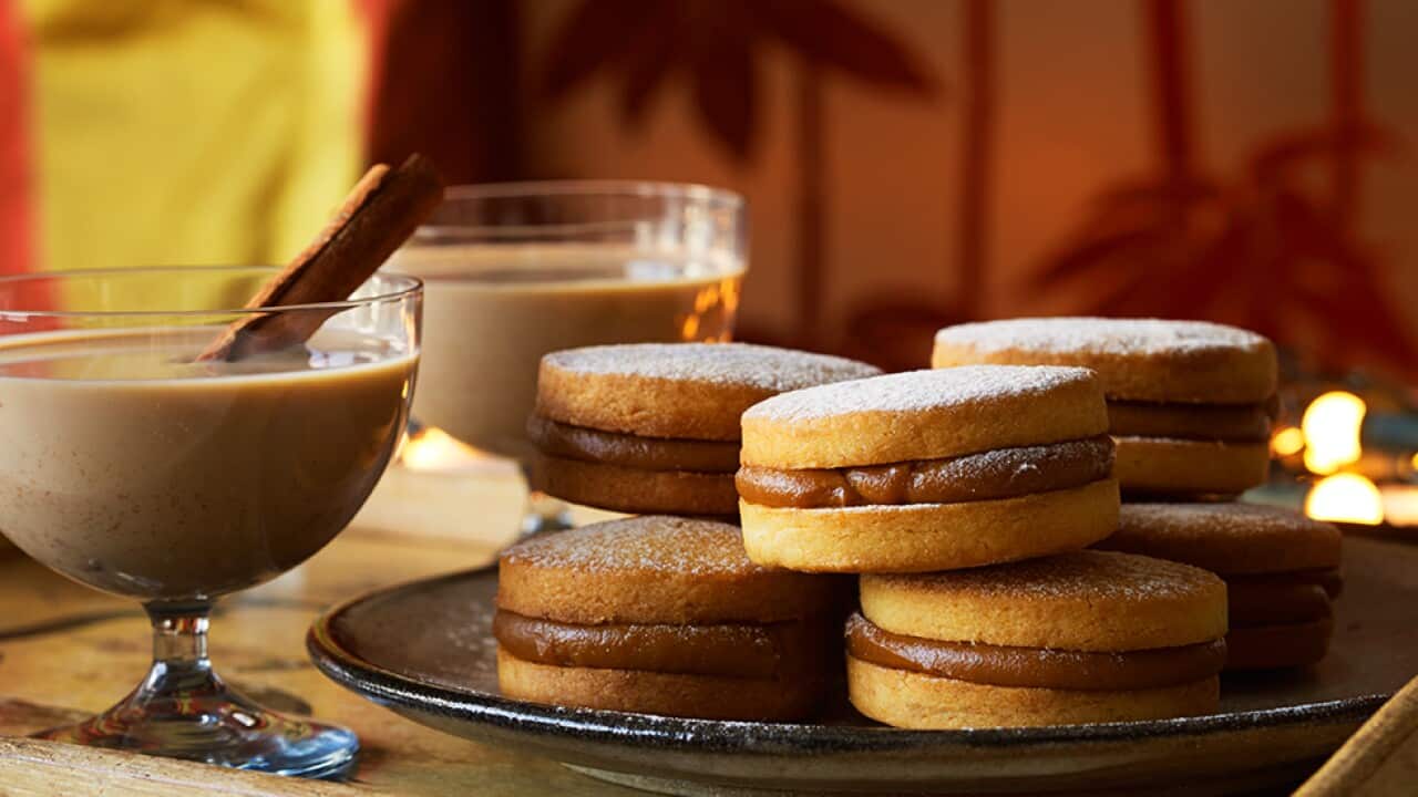 Alfajores-(caramel-sandwich-biscuits).jpg