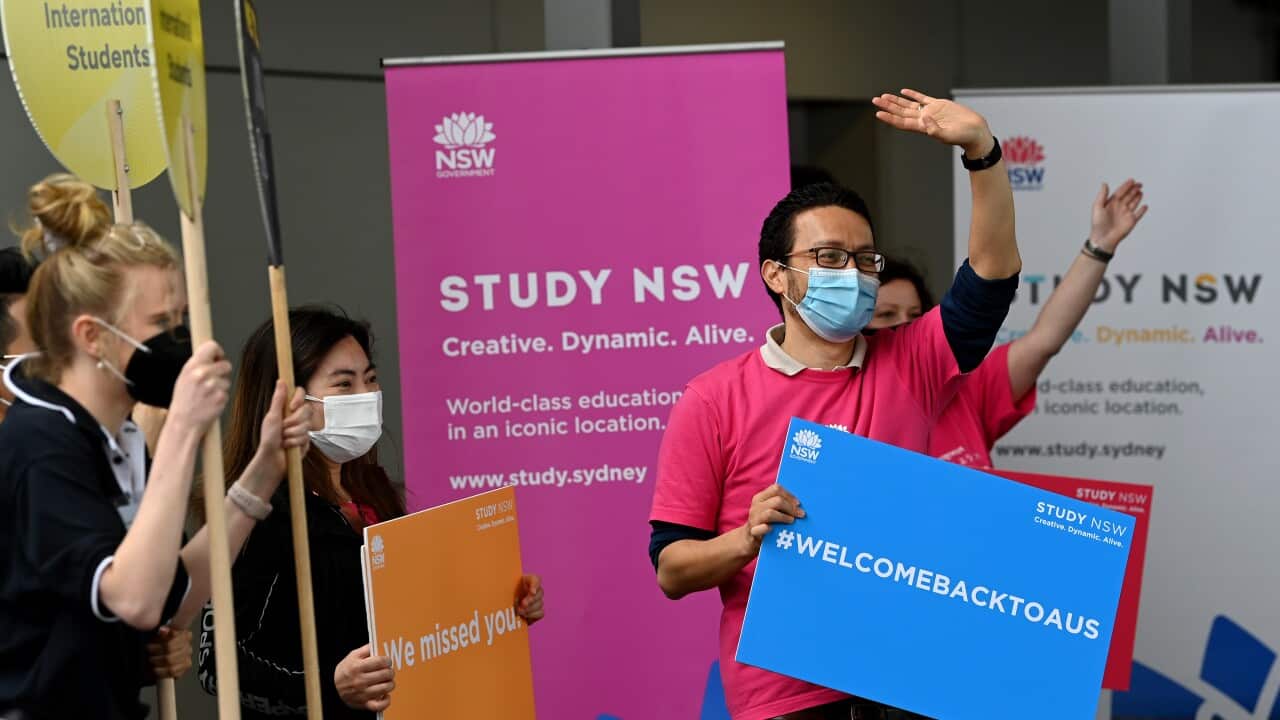 International students arrive