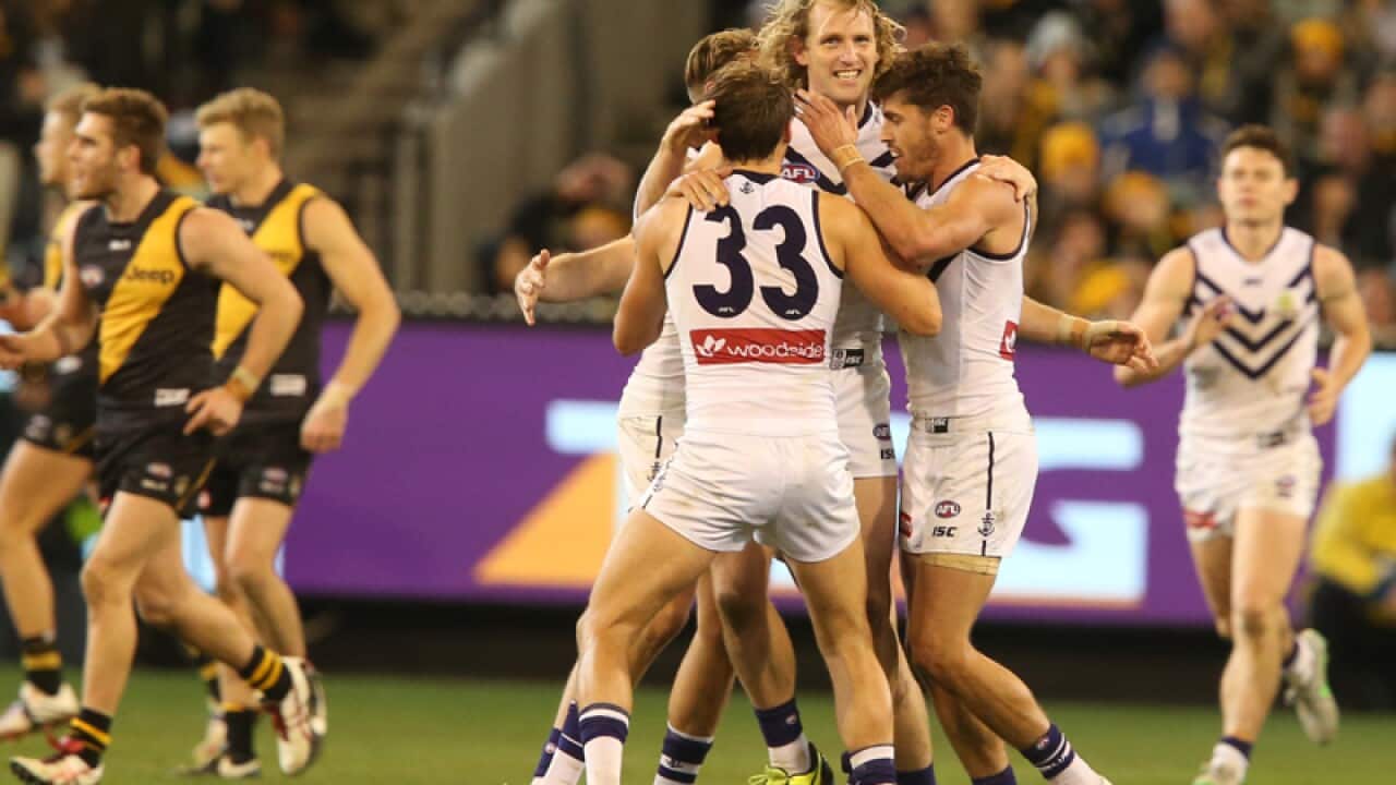 David Mundy celebrates after kicking the winning goal for Fremantle