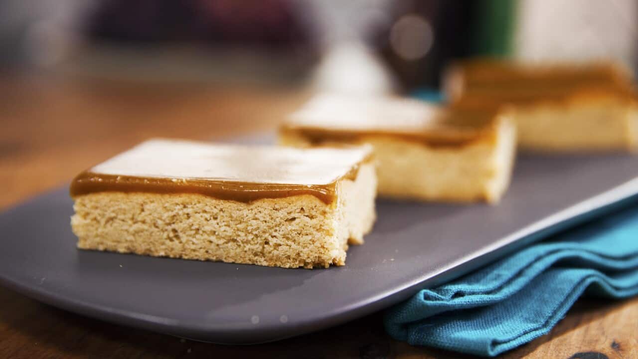 Everyday_Gourmet_S5_Ep27_Mum_s Ginger Crunch.jpg