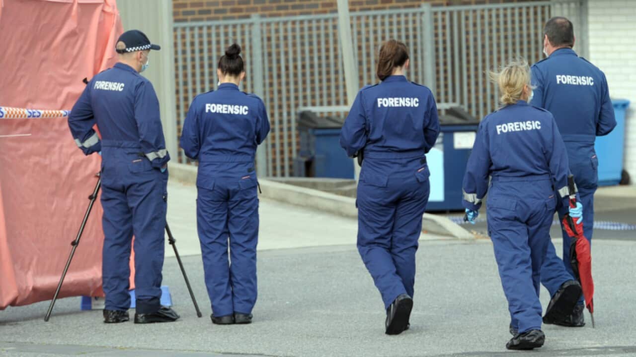 Victorian police at the scene of the fatal shooting in Endeavour Hills. (AAP)
