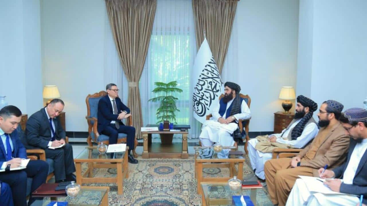 Kazakhstan delegation in Kabul.jpg