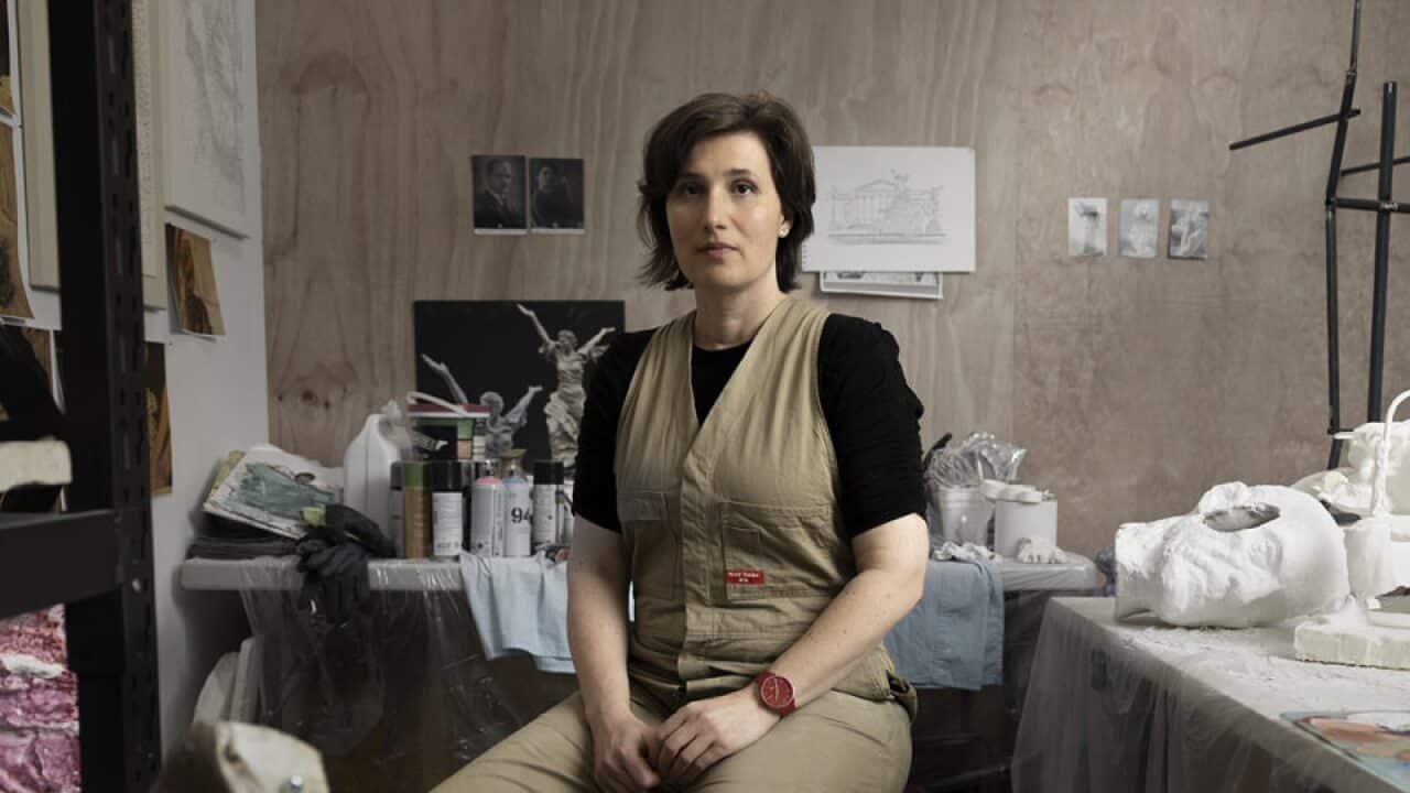Nina-Sanadze-portrait-at-Gertrude-studio-by-Tim-Herbert-2022_2-low-res-960x960 (1).jpg