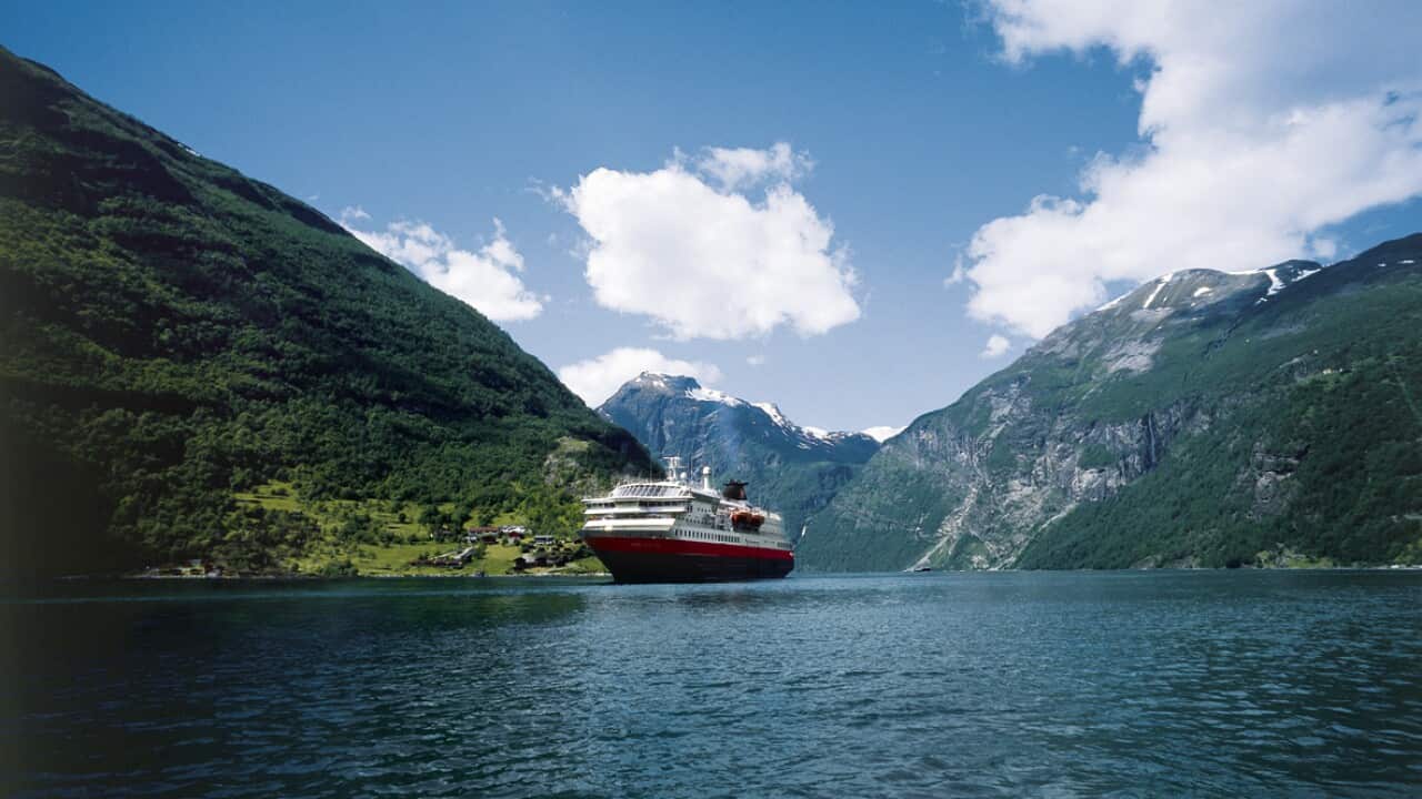 Hurtigruten slow tv                    