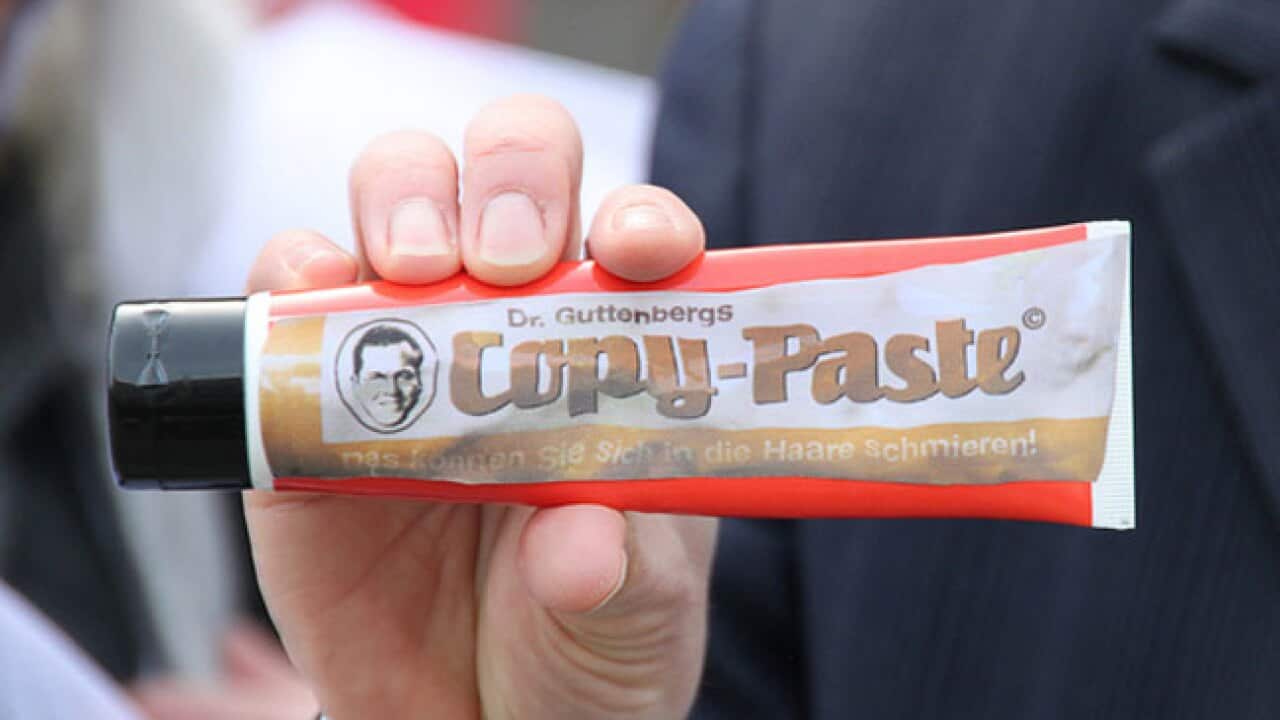 Copypaste_L_120626_flickr_1428306069