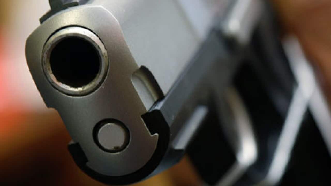 handgun_generic_1504_B_ap_1100135639