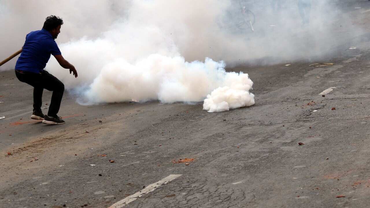 1 Killed In Opposition Activists And Police Clash - Dhaka