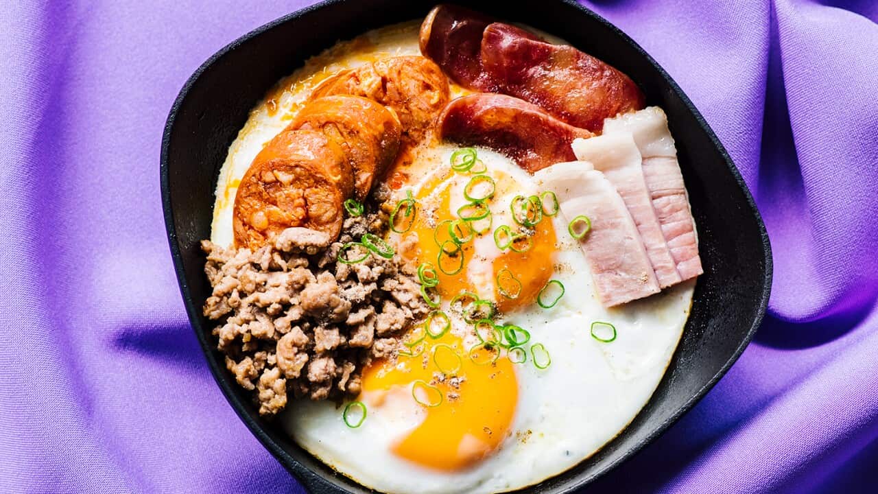 Pan eggs (khai krata)