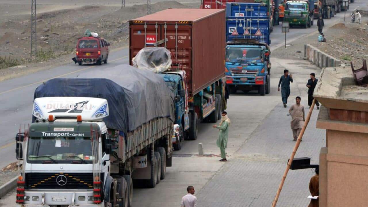 Torkham port.jpg