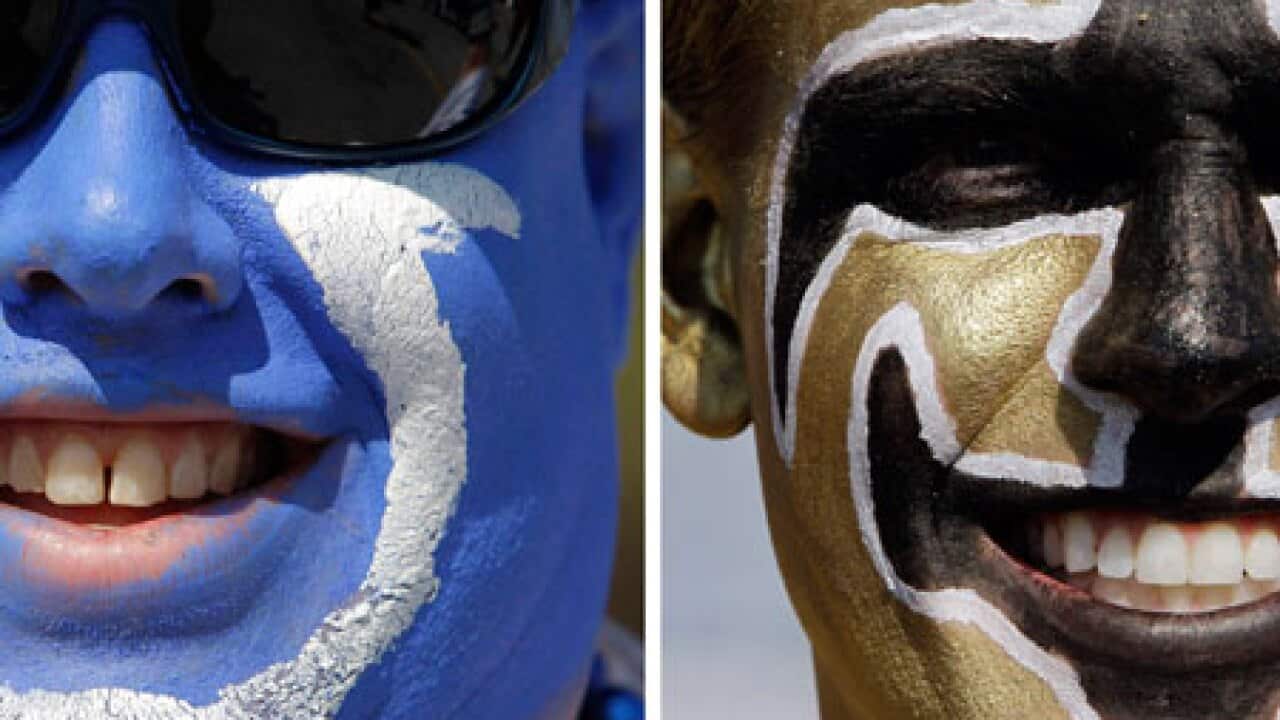 SuperBowl_fans_100208_B_aap_845352179