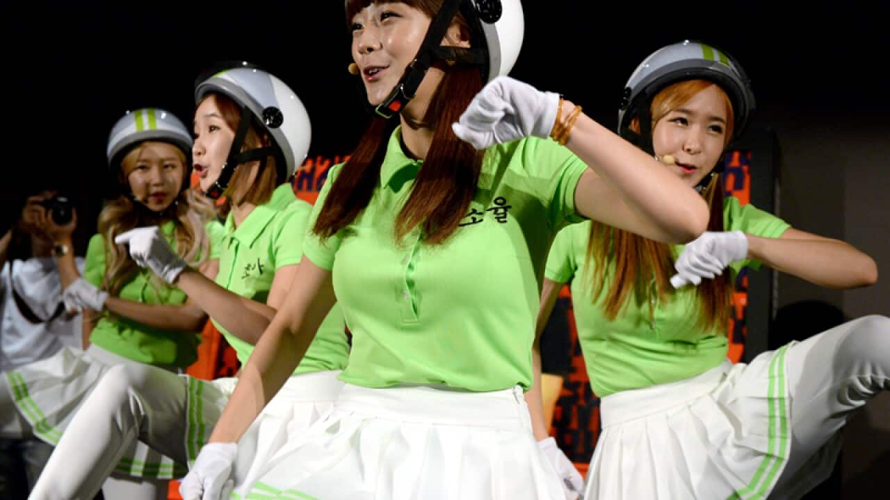 crayon pop helmet