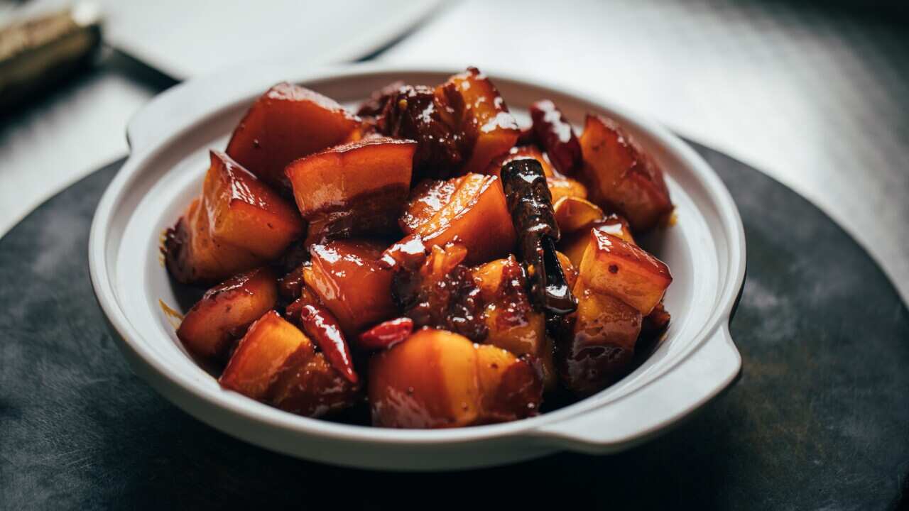 Chairman Mao's red-braised pork - Vimarsana News