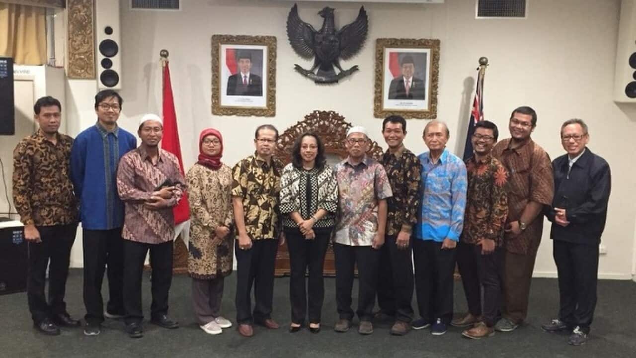 Members of the Committee for the Election Overseas with the Consul General of the Republic of Indonesia (6th from left) at the Indonesian Consulate General for Victoria and Tasmania – 20 Mar 2018.