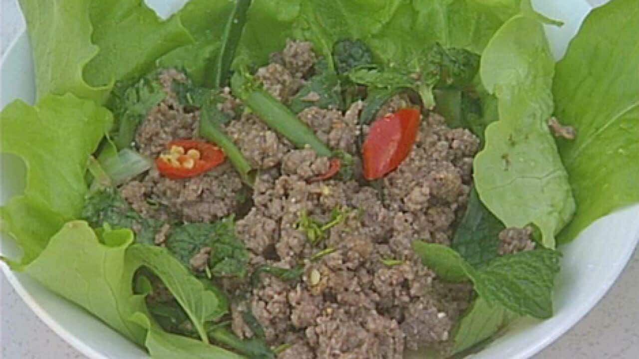Ground beef salad with lemongrass and chilli, Hmong style (la or larb)
